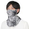 KPI×ヤケーヌ 日焼け防止専用UVカットマスク ヤケーヌフィットプリズム（ブラック）を着用した男性